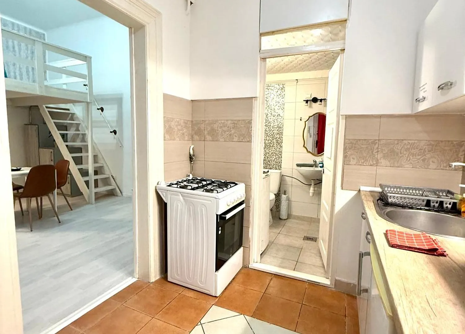 בודפשט Free Airconditioner Anna Authentic Apartment With Free Coffee Next The Synagogue